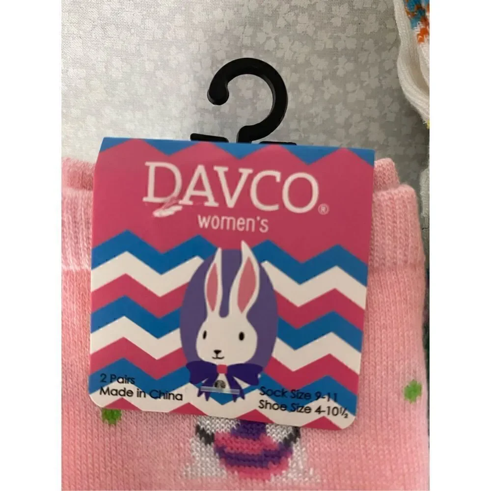DAVCO WOMEN’S CUTE EASTER SOCKS SIZE 9-11 SHOE SIZE 4-10.5 - 8 PAIR